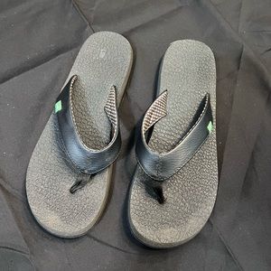 Sanuk flip flops